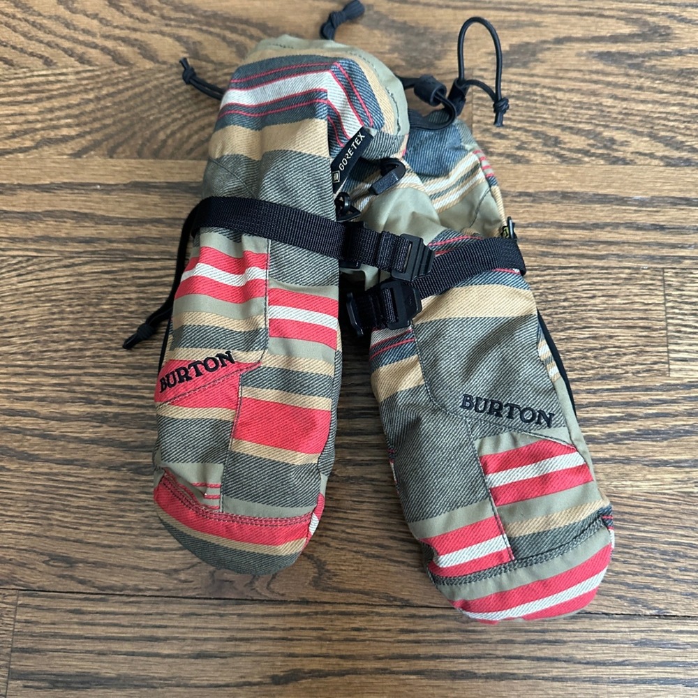 NWOT Burton Gore-Tex Mittens Kids Small Striped Snowboard Ski Winter Gloves Gear